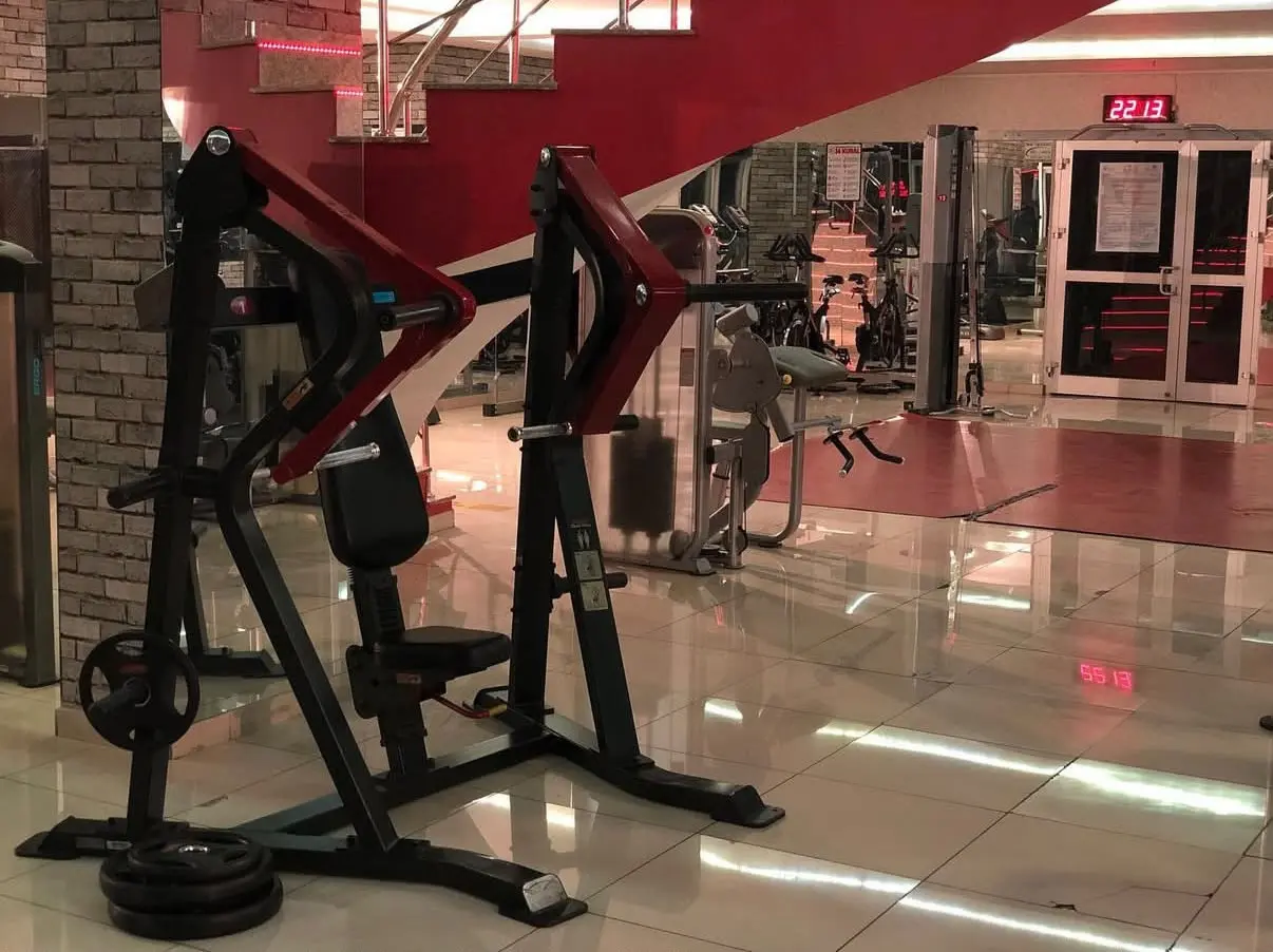 Form Spor kuvvet makineleri ve çalışma alanı