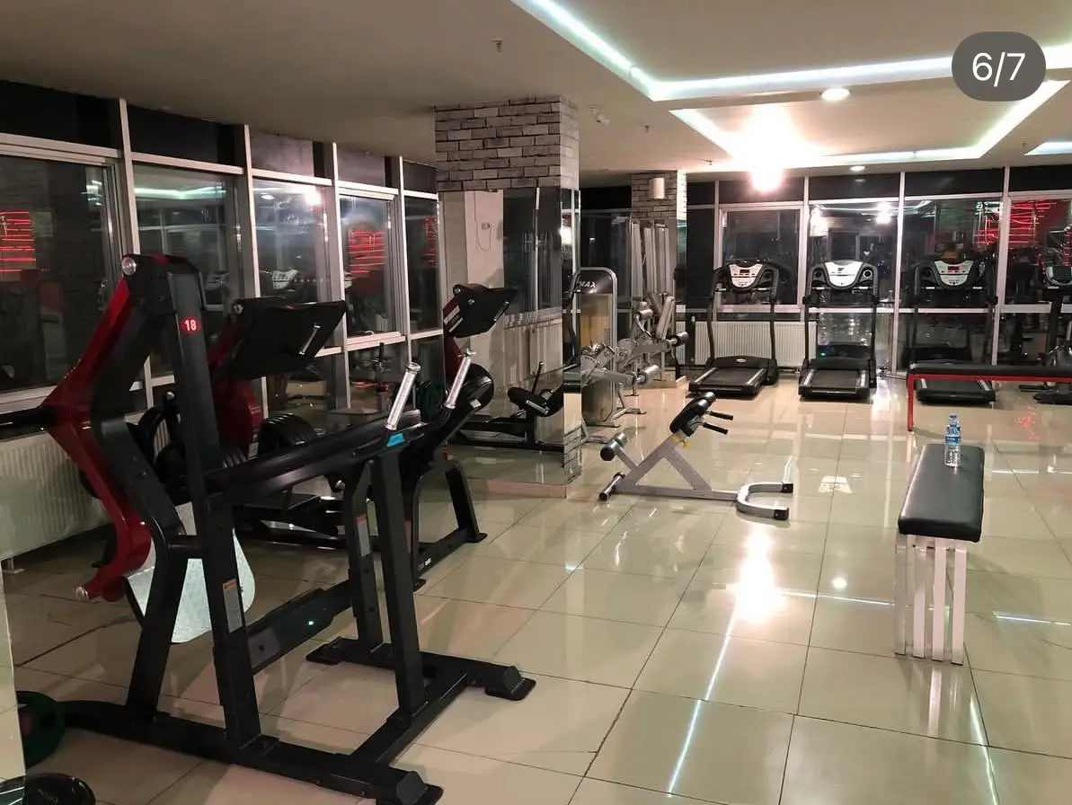 Form Spor geniş antrenman alanı